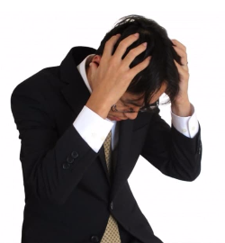 退職代行を使うと会社から訴えられるのではと心配の人