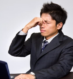 退職代行を使って給料や退職金はもらえるか不安なユーザー