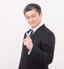 はいご安心下さいと言うスタッフ